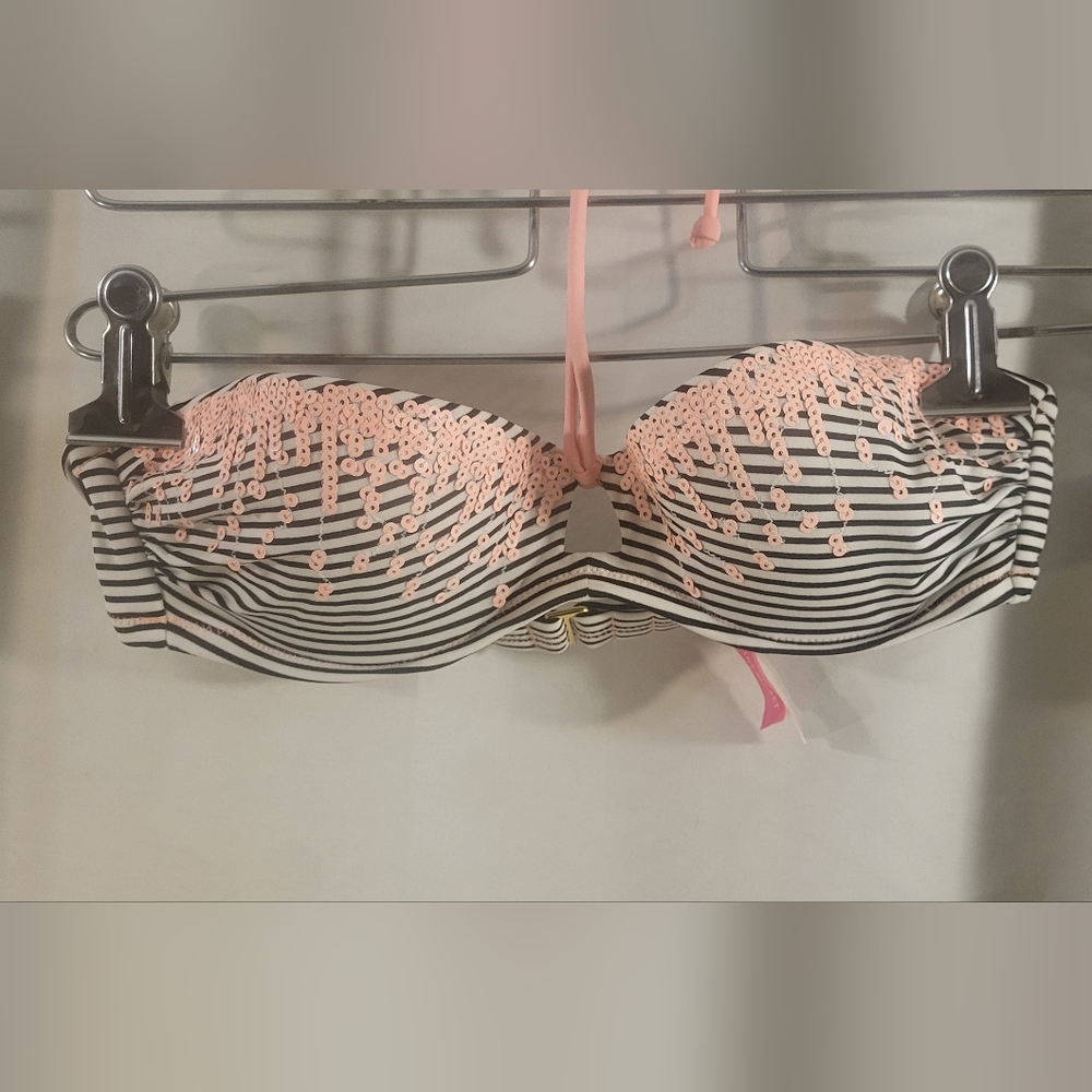 Victoria Secret Sequin Striped  top Bikini women's Swimwear   Size 32. NWOT.